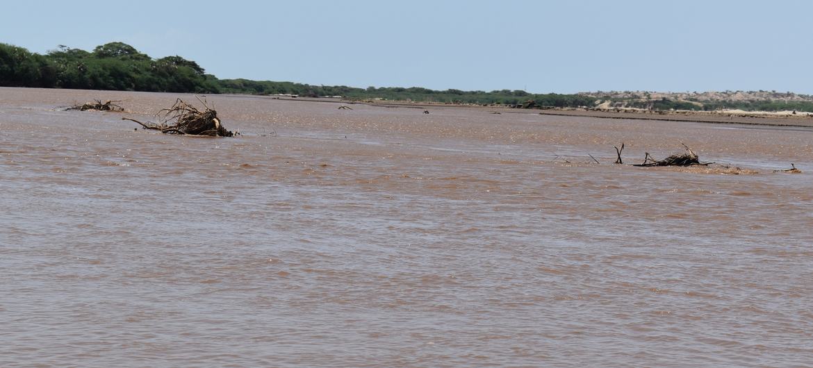 Río Turkwel situado en el condado de Turkana, en Kenya.