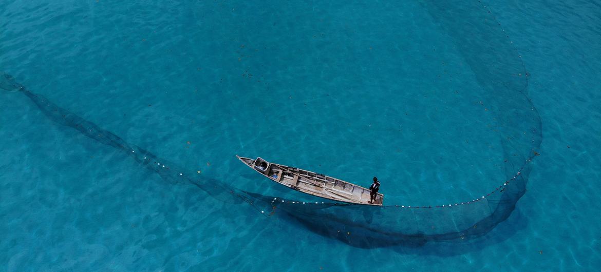 Un barco de pesca en las Seychelles