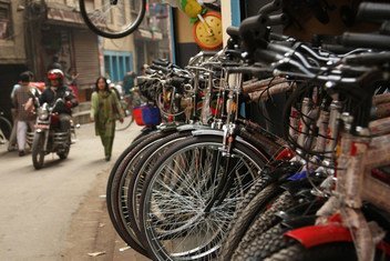 Aparcamiento de bicicletas en Katmandú, en Nepal.